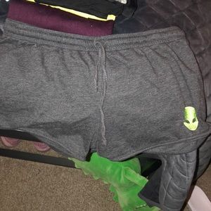 Alien short shorts